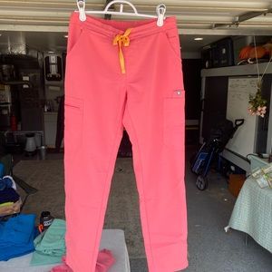 Women’s Figs Scrubs